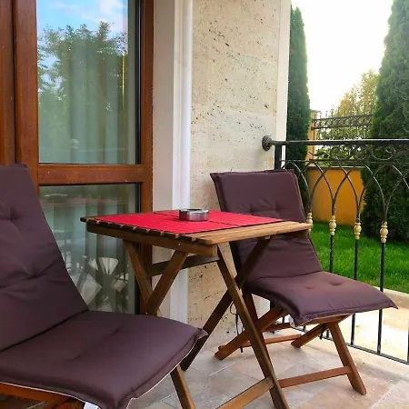 Al Mare 1 Apartment *
